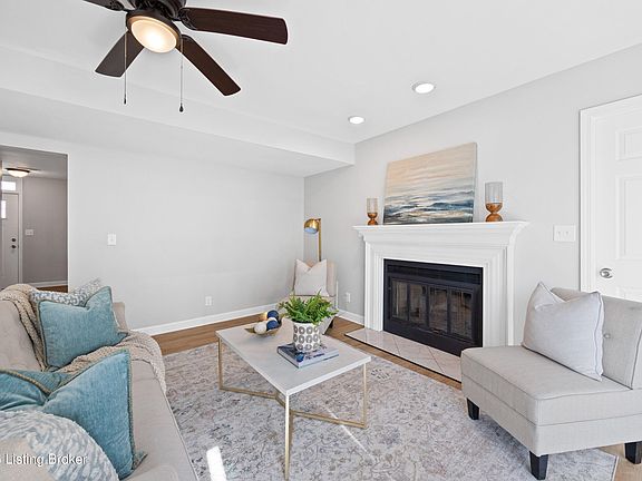 5th image of 3103 Carriage Hill Dr