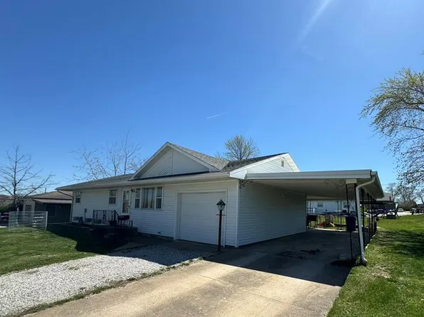 217 Hawthorne Dr, Milan, MO 63556