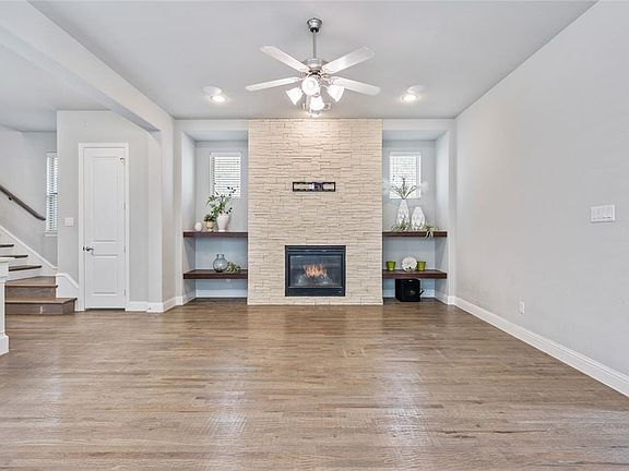 4th image of 7905 Avondale Dr