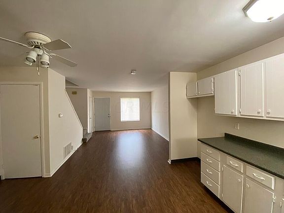 4th image of 1180 McCarley Dr E