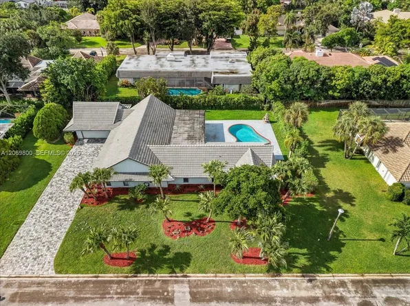 9220 NW 15th St, Coral Springs, FL 33071