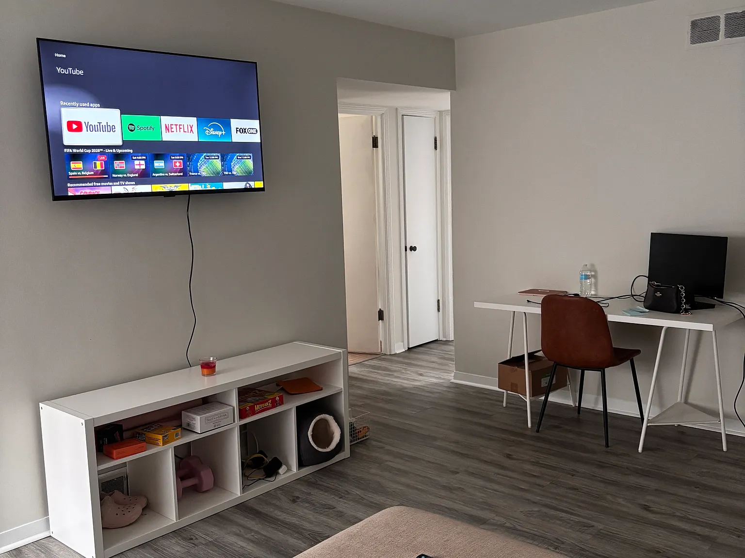 2 bed, 900 sqft, $1,400 — Photo 3