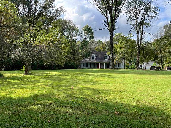 4th image of 2414 E County Road 50 N