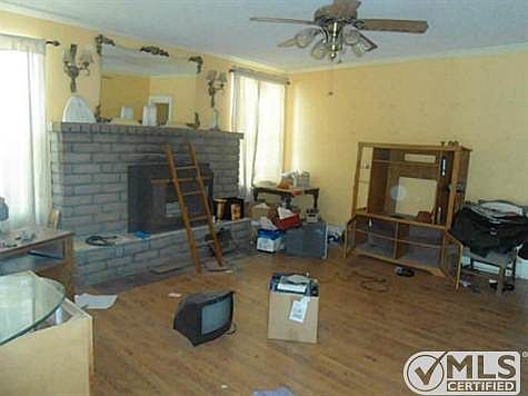 2nd image of 2312 N Copia St
