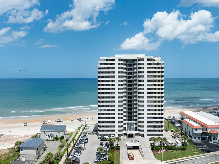 1420 N Atlantic Ave #1002 — Photo 32