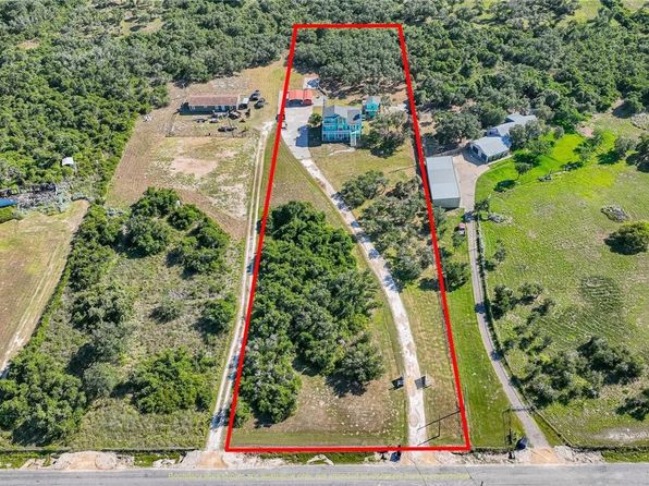 2345 Johnson Rd, Aransas Pass, TX 78336
