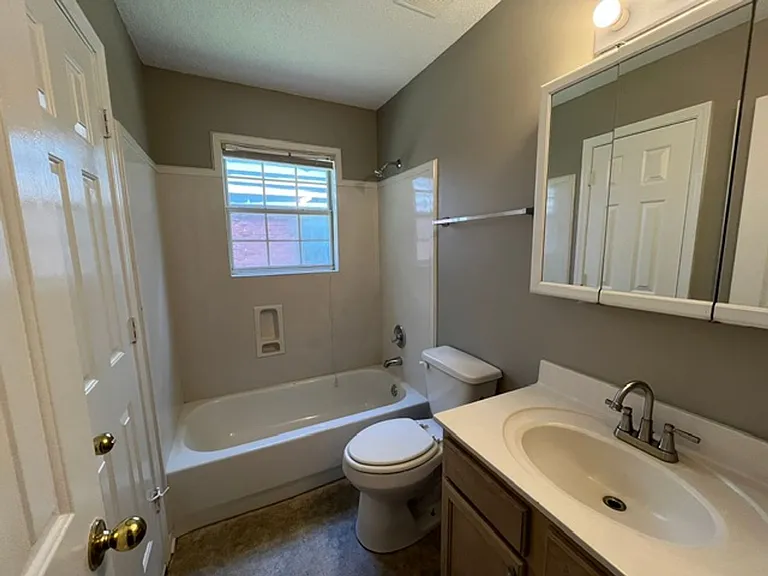 1608 Joy Blvd — Photo 8