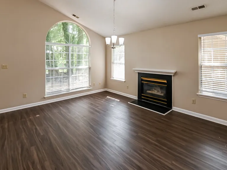 7434 Autumn Trail Dr — Photo 5