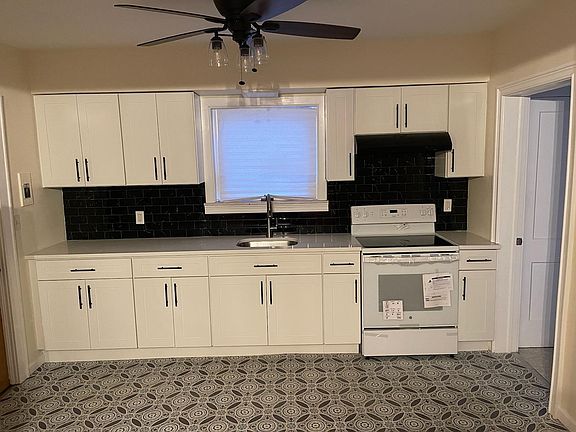 Brand new Open concept kitchen