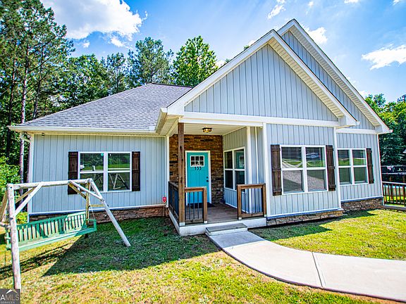 2nd image of 133 Pebblebrook Way