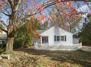 751 Morewood Pkwy, Rocky River, OH 44116