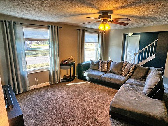 5th image of 2347 Cross Village Dr