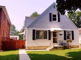 2867 S 34th St, Milwaukee, WI 53215