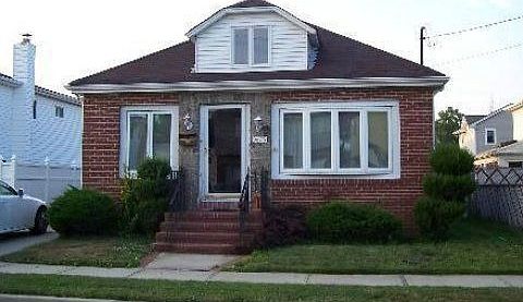 1st image of 3675 Bayview St