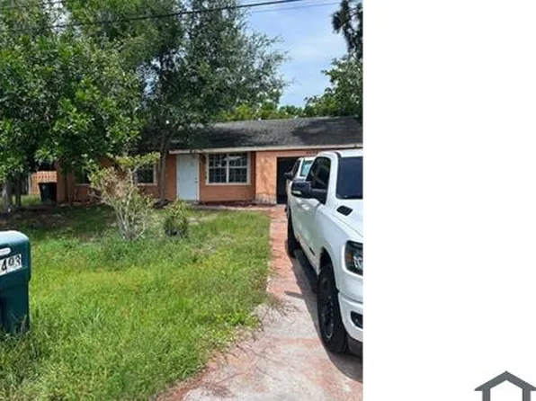 2493 SE Richmond St, Port Saint Lucie, FL 34952