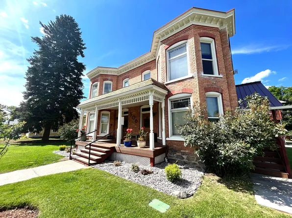 306 S 3rd St W #201, Missoula, MT 59801