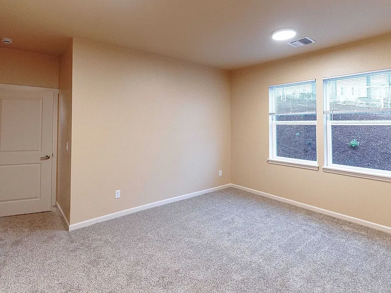5779-5971 Joynak Hts — Photo 45