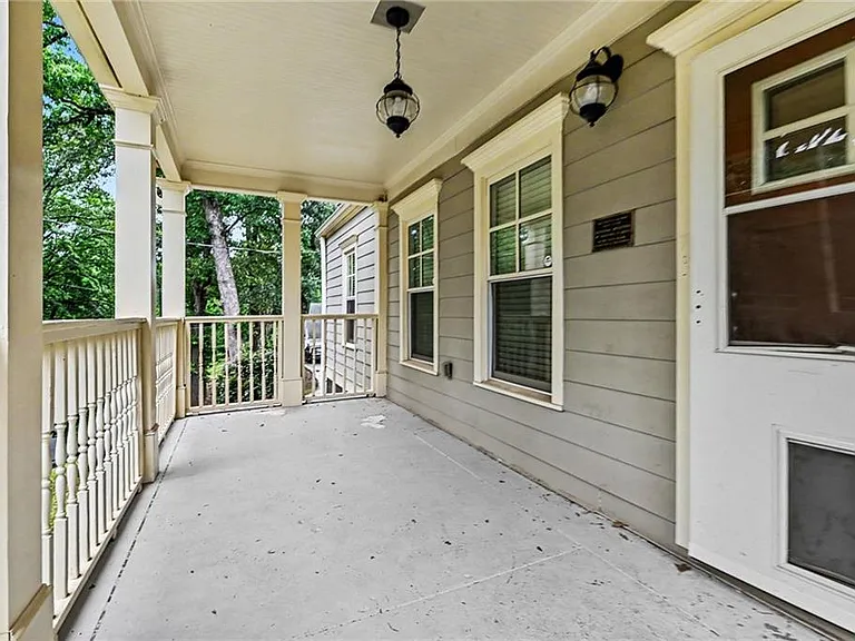 3544 College St — Photo 3