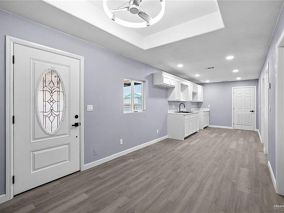 4th image of 5603 Ruth St
