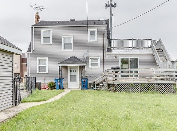 3rd image of 119 Parkview Dr