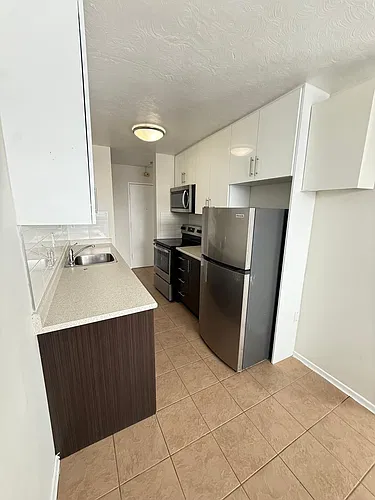 Floor plan 1 BR - 1 BA - Stratford - $1,649 /mo
