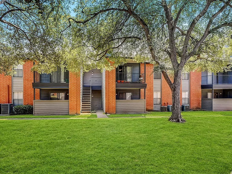 Windmill Terrace — Photo 14