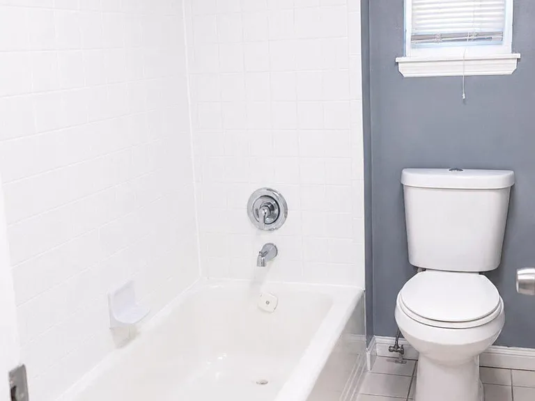 63 Galveston Pl SW #B — Photo 7