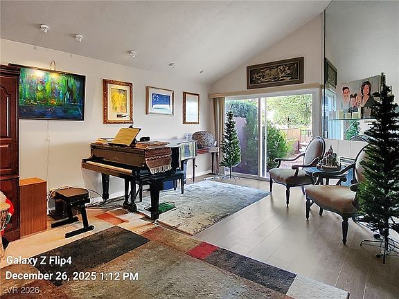 4th image of 1018 Bel Air Cir
