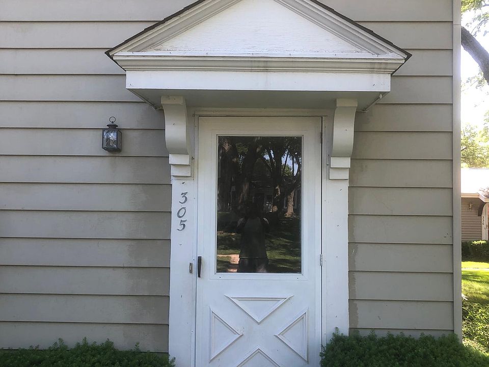 1st image of 305 Farmington Ln