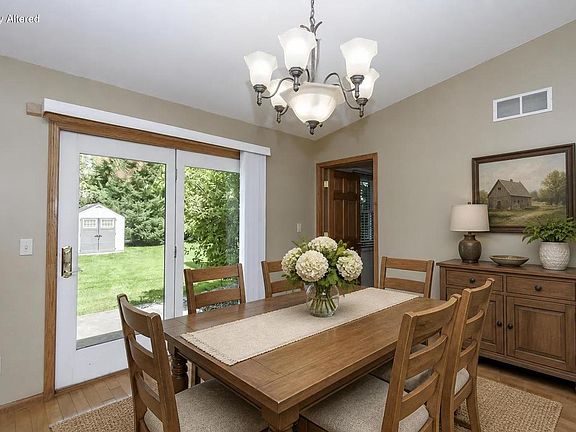 4th image of 419 Jewel STREET
