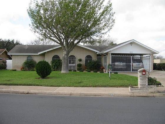 1st image of 643 Lawndale Ln