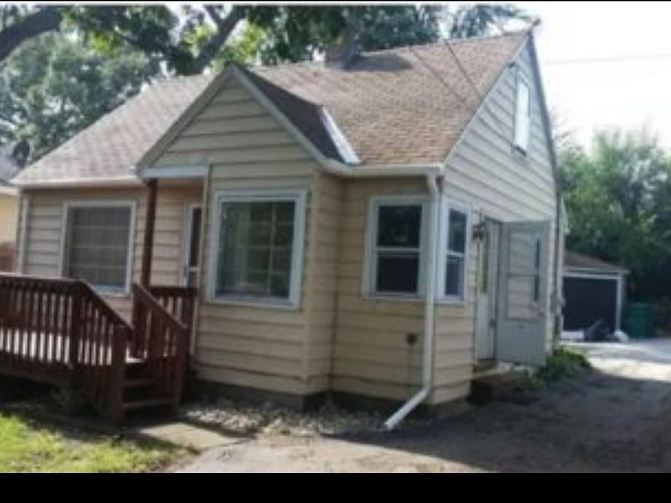 1st image of 332 E Clarendon Dr