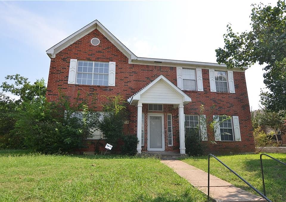 1st image of 1222 Woodcrest Dr