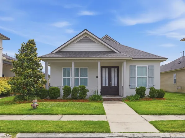 5817 Crape Ct, Lake Charles, LA 70605