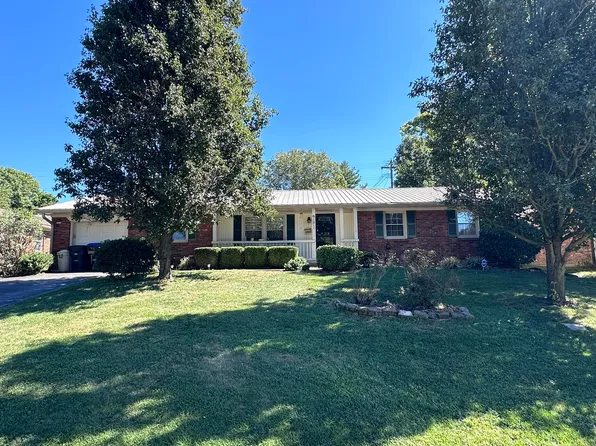 951 Brookhaven Dr, Frankfort, KY 40601
