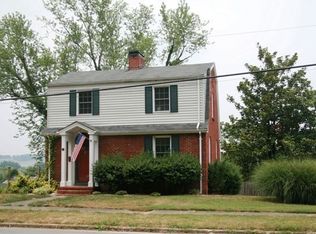 367 Pine Hill Rd, Elizabethton, TN 37643