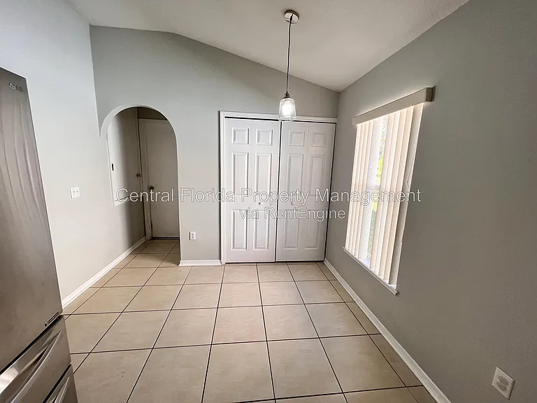 5647 Sycamore Canyon Dr — Photo 18