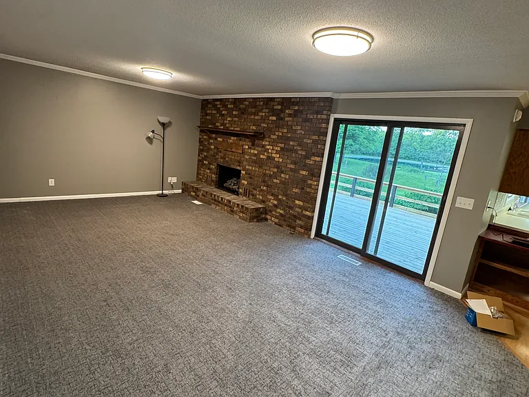 1655 E 400 N — Photo 7