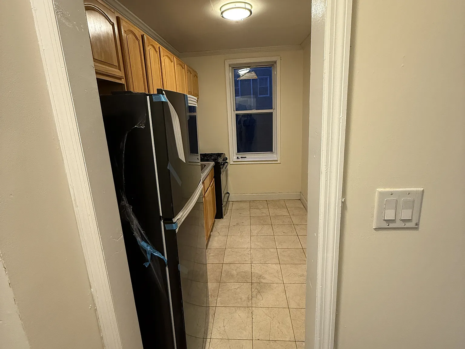 1BR, 1Bath, hardwood floors, — Photo 4