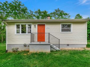 1910 Blanchard Ave, Salem, VA 24153