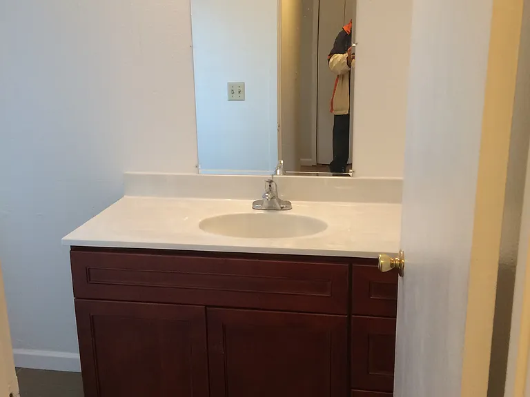 743 Bartlett Ave #13 — Photo 9