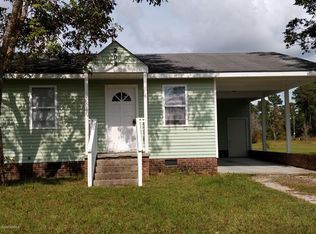 208 Volaris Ln, Hubert, NC 28539