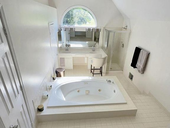 5th image of 47202 Redbark Pl