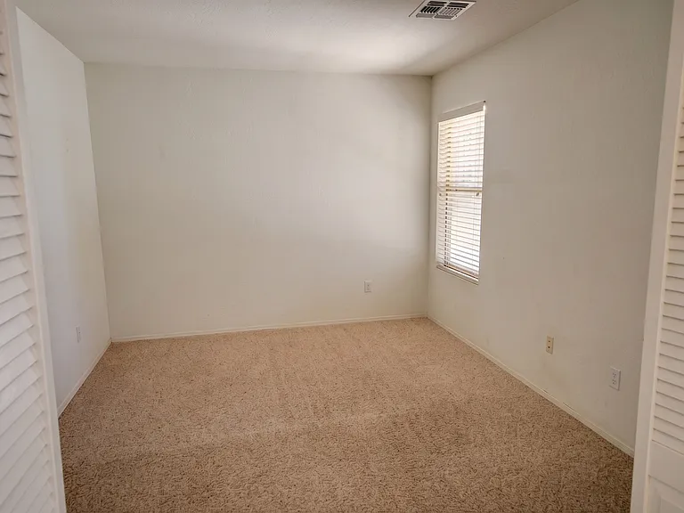 2423 E Winged Foot Dr — Photo 12