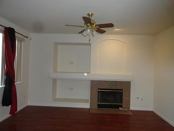 4th image of 200 Ainger Cir