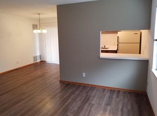 1115 Express Dr APT 2, Belleville, IL