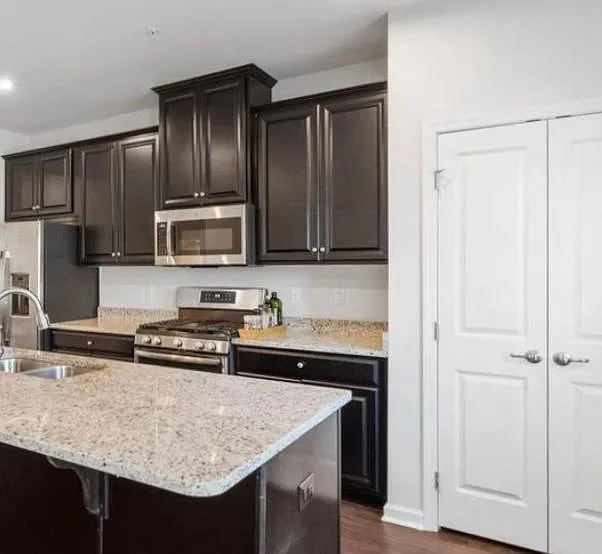164 Mulberry Dr — Photo 7