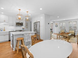 3203 S Stafford St, Arlington, VA 22206
