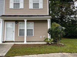 335 Bracken Pl, Jacksonville, NC 28540