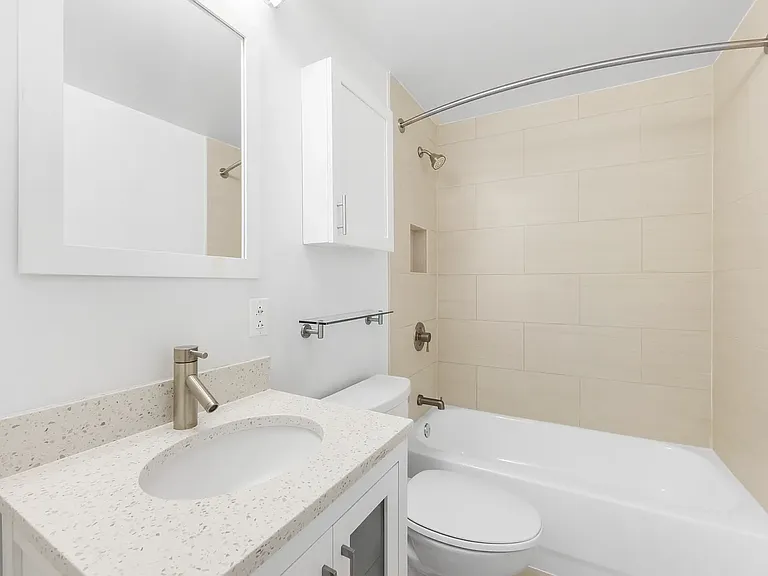 354 E 91st St #1703 — Photo 14